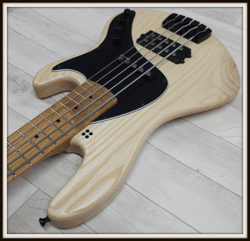 Sandberg California II TM5 Roasted Maple, Open Pore Natural
